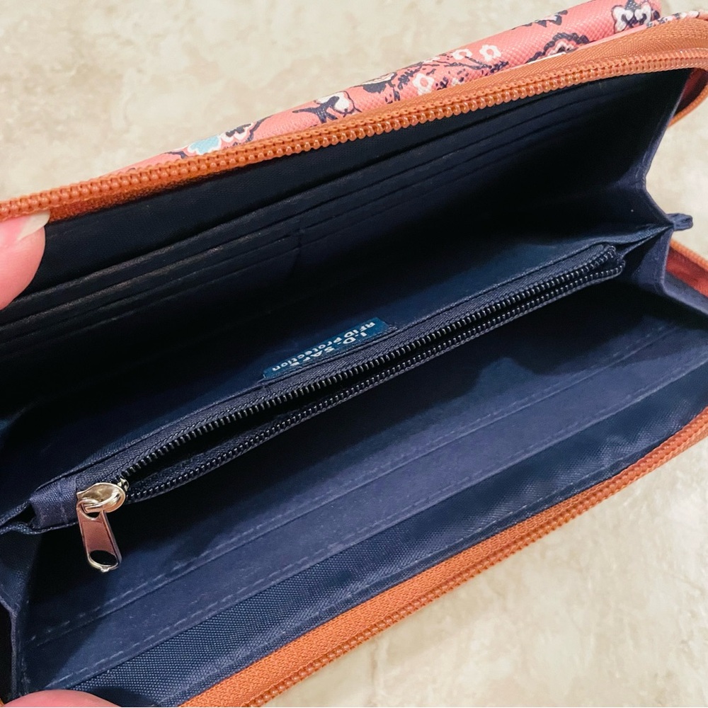 Nautica Pink Clutch with Intricate Floral Design - Picture 9 of 13